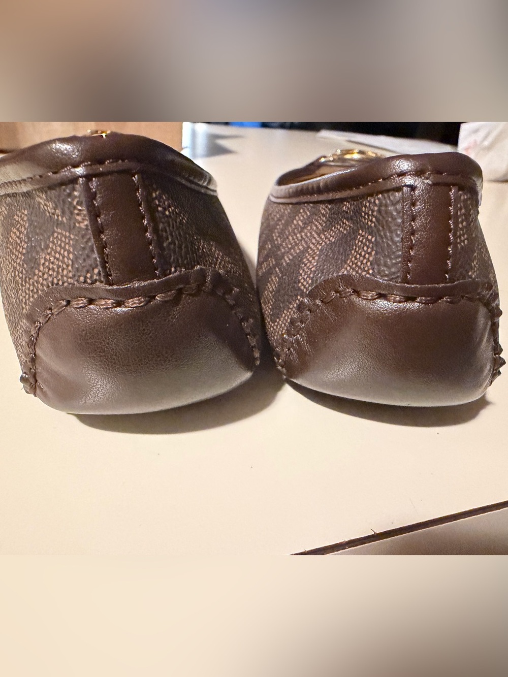 Michael Kors Brown Logo Fulton Flats- NWOT size 7.5 - Picture 3 of 6